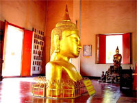 Храм Ват Пхра Тхонг
